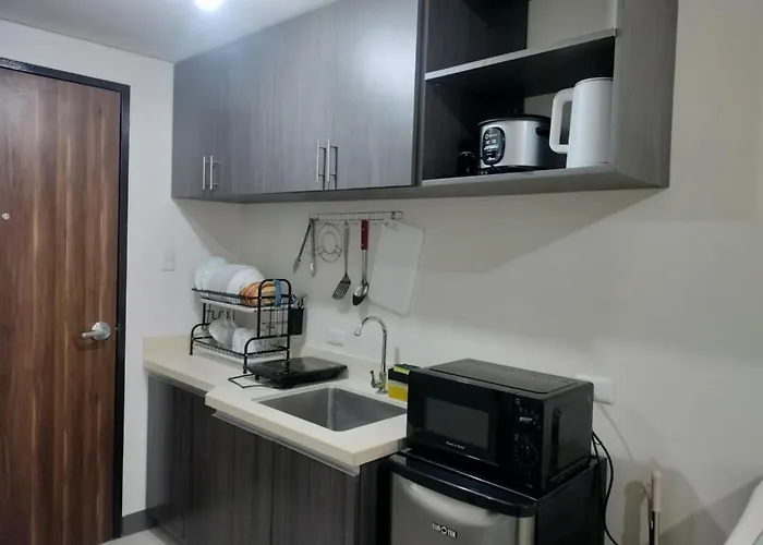 7 By Filinvest * Manila